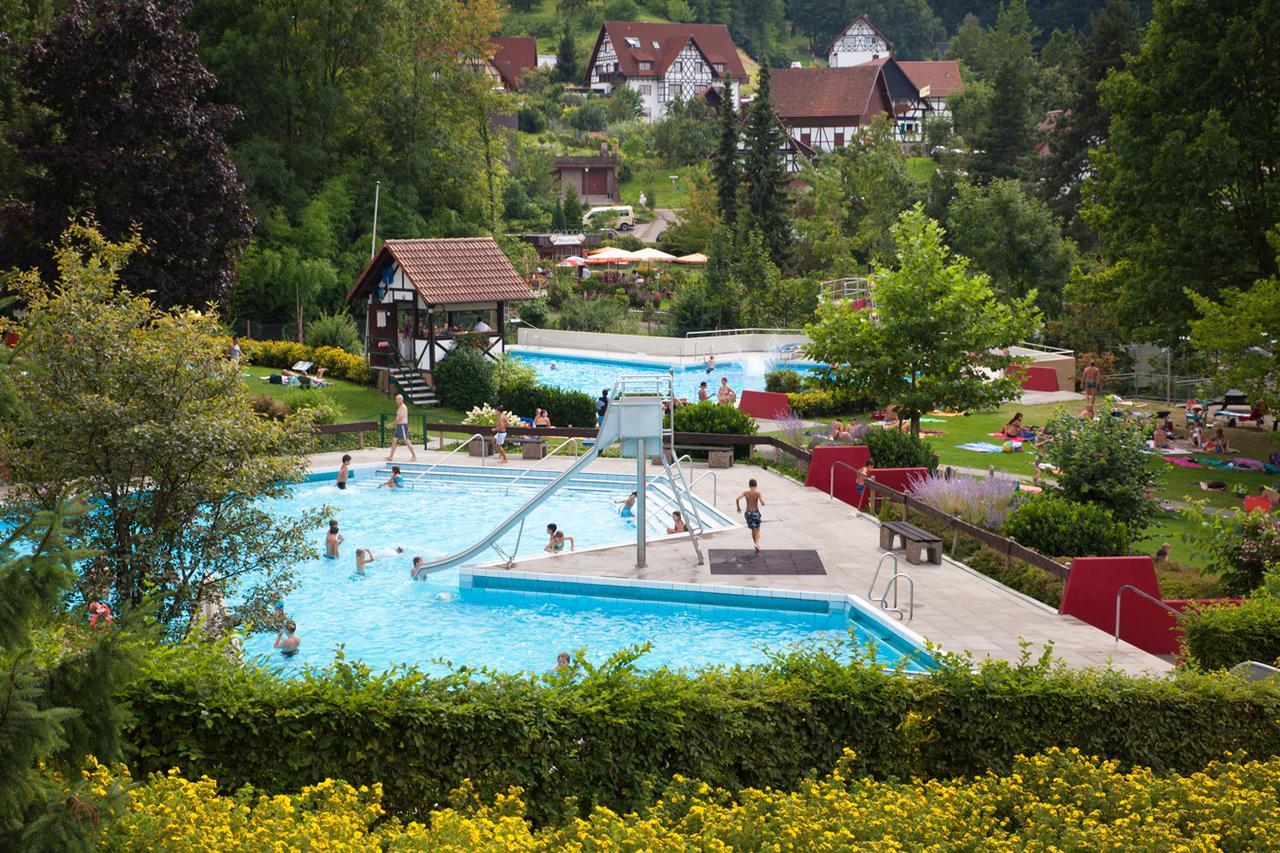 Terrassenpark Apartments Засбахвальден Экстерьер фото